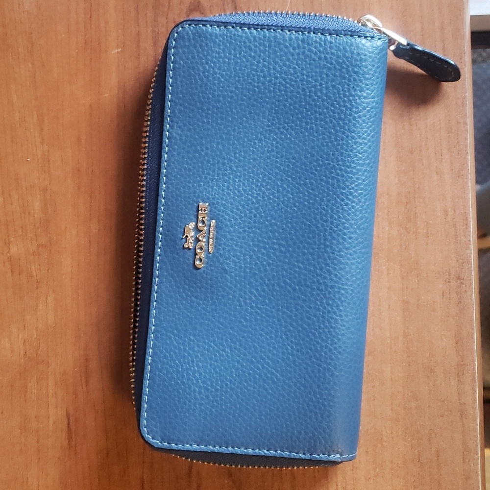 Coach wallet